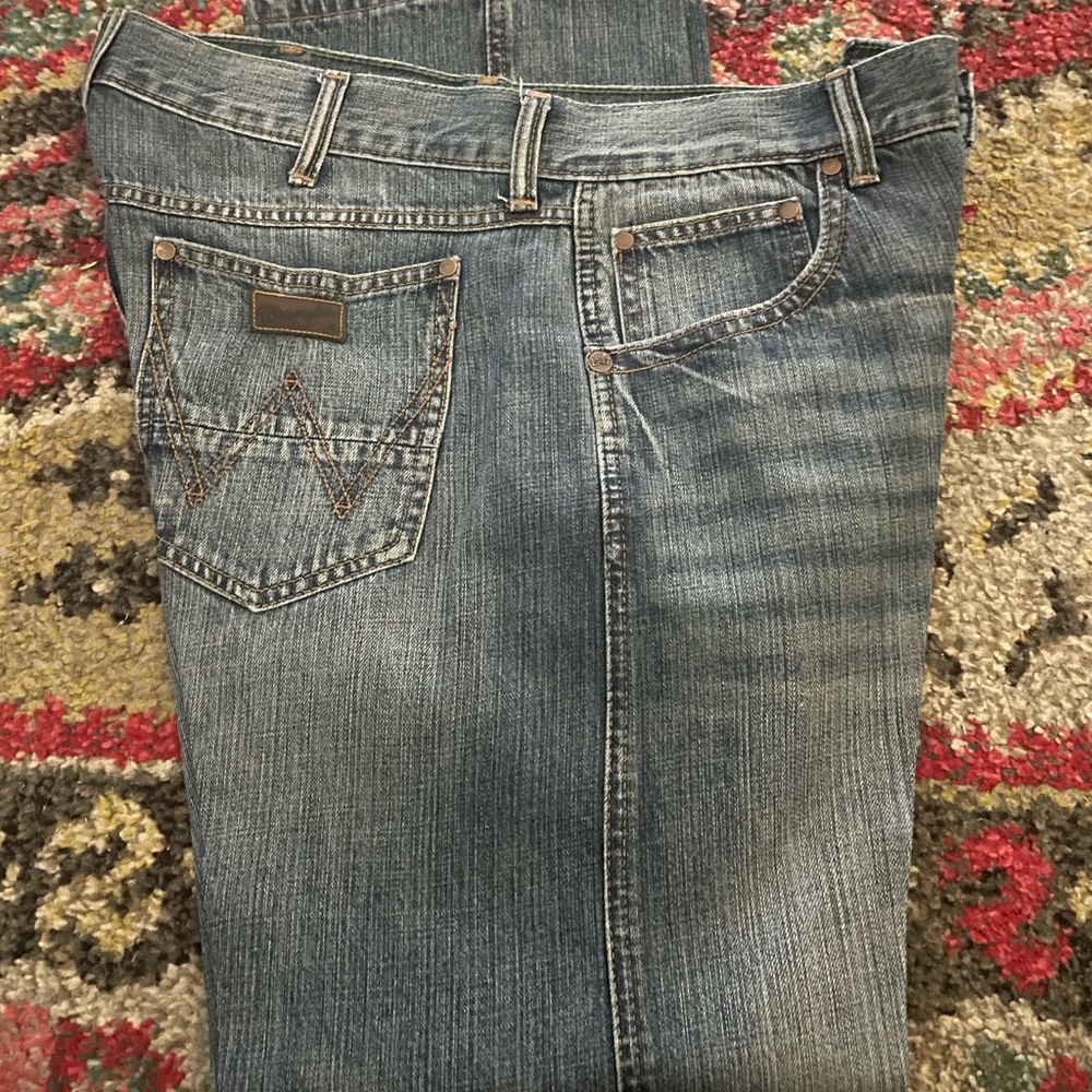 Starched Mens Wranglers 34/30